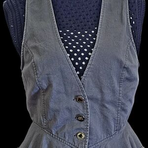 VTG Abbey Dawn Alice In Wanderland Vest by Avril Lavigne  2010 Sz.L